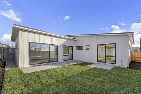 Photo of property in 11 Boyes Avenue, Whenuapai, Auckland, 0618