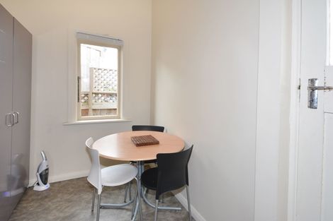 Photo of property in 90 Tomahawk Road, Andersons Bay, Dunedin, 9013