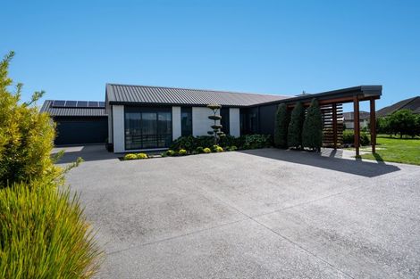 Photo of property in 75 Baxter Michael Crescent, Cambridge, 3434