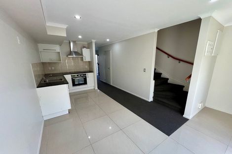 Photo of property in 7/4 Wallson Crescent, Wiri, Auckland, 2104