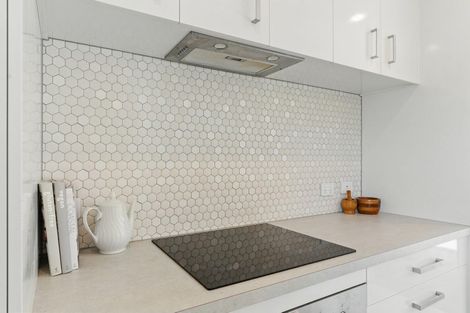 Photo of property in 15a Delhi Avenue, Aramoho, Whanganui, 4500