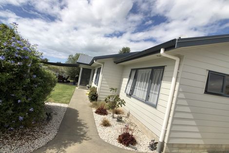 Photo of property in 11a Windsor Terrace, Taradale, Napier, 4112