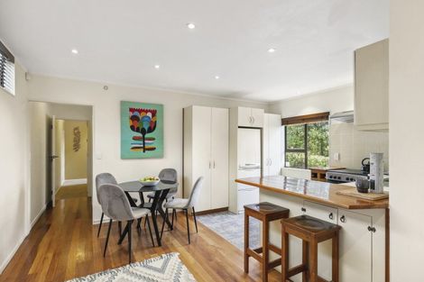 Photo of property in 25 Happy Valley Road, Owhiro Bay, Wellington, 6023