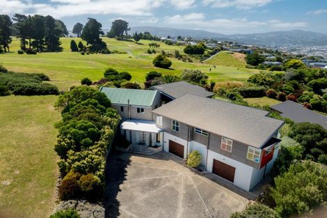 Photo of property in 14 Highgrove, Saint Clair, Dunedin, 9012