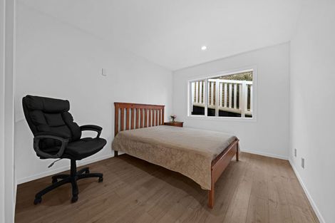 Photo of property in 110 Keri Vista Rise, Papakura, 2110