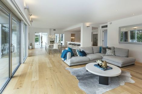 Photo of property in 8 Saint Barnabas Lane, Fendalton, Christchurch, 8052