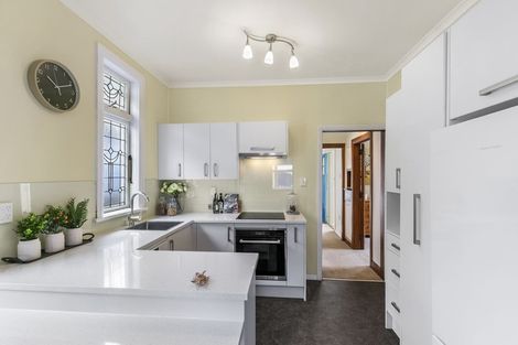 Photo of property in 238 Queens Drive, Lyall Bay, Wellington, 6022