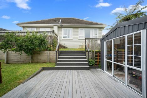 Photo of property in 19 Handyside Street, Tawa, Wellington, 5028