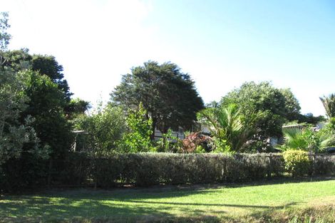 Photo of property in 17 Waiata Road, Onetangi, Waiheke Island, 1081