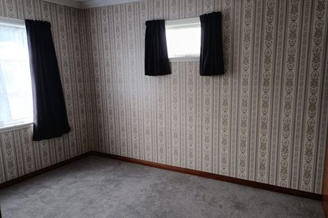 Photo of property in 14 Oxford Crescent, Ebdentown, Upper Hutt, 5018