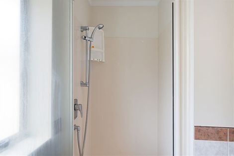 Photo of property in 2 Whitmore Road, Mount Roskill, Auckland, 1041