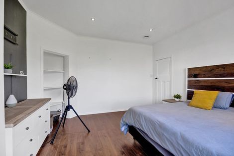 Photo of property in 13 Collins Street, Hawera, 4610