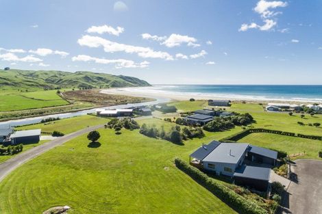 Photo of property in 43 Shoal Beach Road, Aramoana, Waipawa, 4271