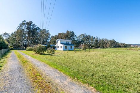 Photo of property in 42 Rimmer Road, Helensville, 0875