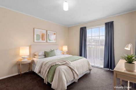 Photo of property in 45 Hartford Crescent, Totara Park, Upper Hutt, 5018