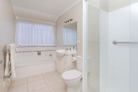 Photo of property in 34b Vincent Street, Howick, Auckland, 2014
