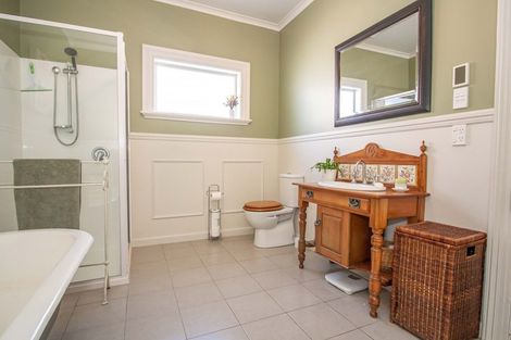 Photo of property in 157 Peel Street, Westport, 7825