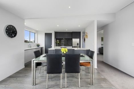 Photo of property in 2 Montia Close, Papamoa Beach, Papamoa, 3118