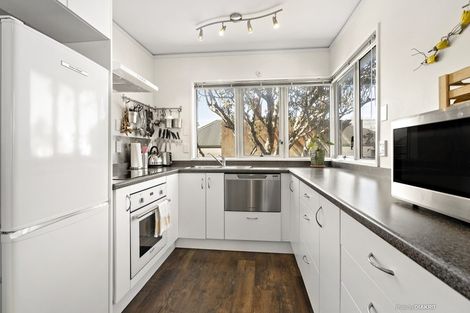 Photo of property in Iona Towers, 202/140 Abel Smith Street, Te Aro, Wellington, 6011