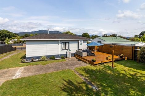 Photo of property in 19 Runuku Grove, Turangi, 3334