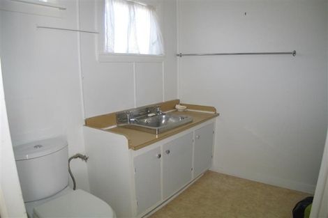 Photo of property in 8/93 Waikawa Road, Picton, 7220