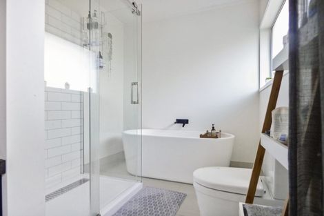 Photo of property in 6 Steele Street, Meadowbank, Auckland, 1072