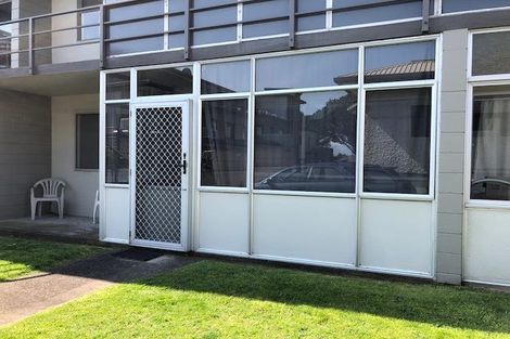 Photo of property in 2/37 Mclean Street, Tauranga, 3110