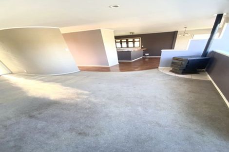 Photo of property in 689 Beach Road, Rothesay Bay, Auckland, 0630