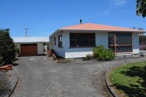 Photo of property in 317 South Road, Hawera, 4610