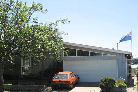 Photo of property in 99 Bickerton Street, Wainoni, Christchurch, 8061
