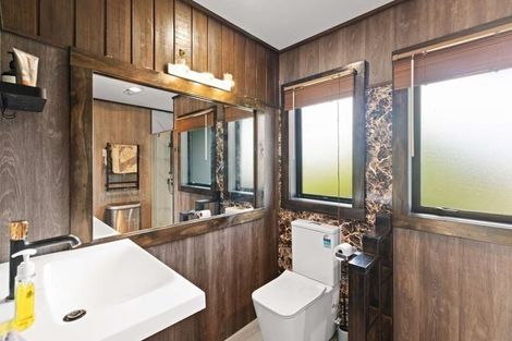 Photo of property in 5b Collingwood Road, Waiuku, 2123