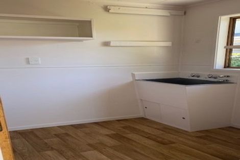 Photo of property in 66 Lavery Place, Sunnynook, Auckland, 0632