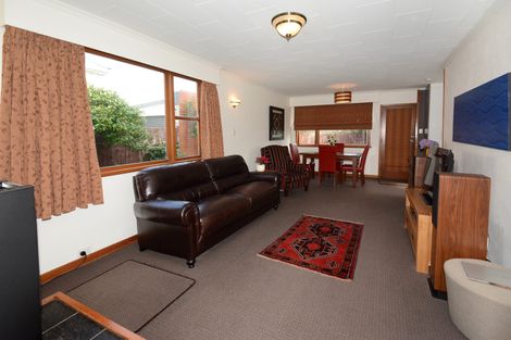 Photo of property in 120 Hargest Crescent, Saint Clair, Dunedin, 9012