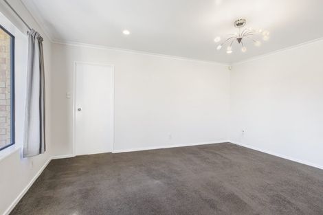 Photo of property in 18 Peninsula Road, Mangere, Auckland, 2022