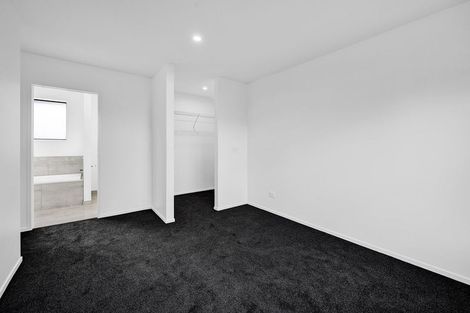 Photo of property in 120 Seaview Road, Westown, New Plymouth, 4310