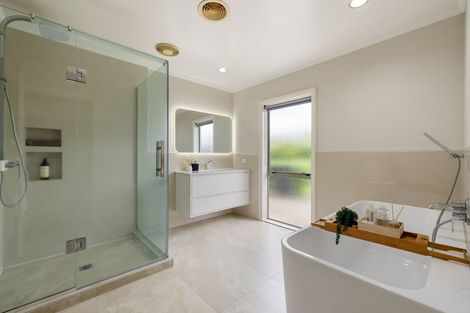 Photo of property in 38 Ashley Street, St Andrews, Hamilton, 3200