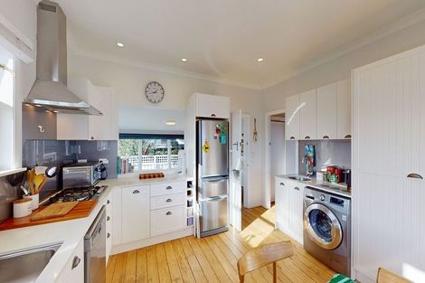 Photo of property in 96 Marine Parade, Paraparaumu Beach, Paraparaumu, 5032