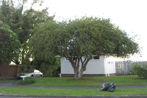 Photo of property in 74 Reeves Road, Pakuranga Heights, Auckland, 2010