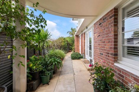 Photo of property in 9 Cathedral Place, Parnell, Auckland, 1052