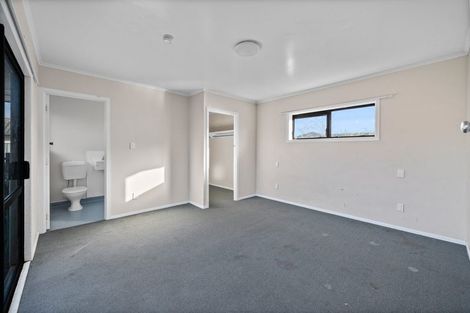 Photo of property in 14 Cross Street, Papakura, 2110