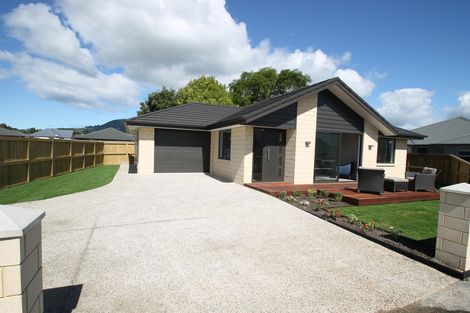 Photo of property in 62 Silverstream Drive, Mosgiel, 9024