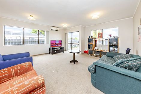 Photo of property in 1/41 Station Road, Takanini, 2112