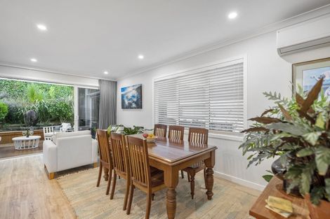 Photo of property in 134 Arran Point Parade, Orewa, 0931