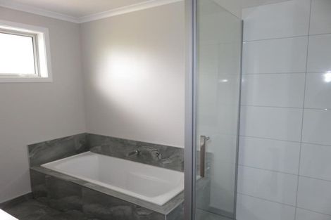 Photo of property in 102 Melksham Drive, Churton Park, Wellington, 6037