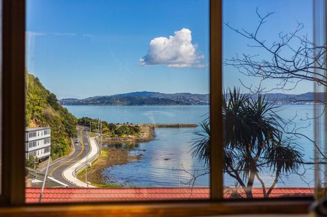 Photo of property in 11a Taumaru Avenue, Lowry Bay, Lower Hutt, 5013