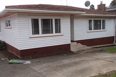 Photo of property in 1/84 College Road, Northcote, Auckland, 0627