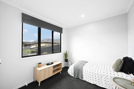 Photo of property in 6 Acton Vale, Rototuna North, Hamilton, 3210