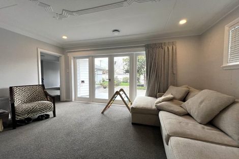 Photo of property in 192 Weston Road, St Albans, Christchurch, 8052