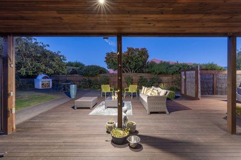 Photo of property in 150 Milne Drive, Paraparaumu, 5032