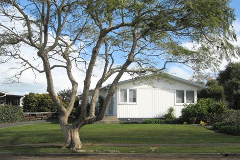 Photo of property in 40 Meadow Park Crescent, Tikipunga, Whangarei, 0112